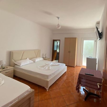 Jon Lägenhet Vlorë Exteriör bild