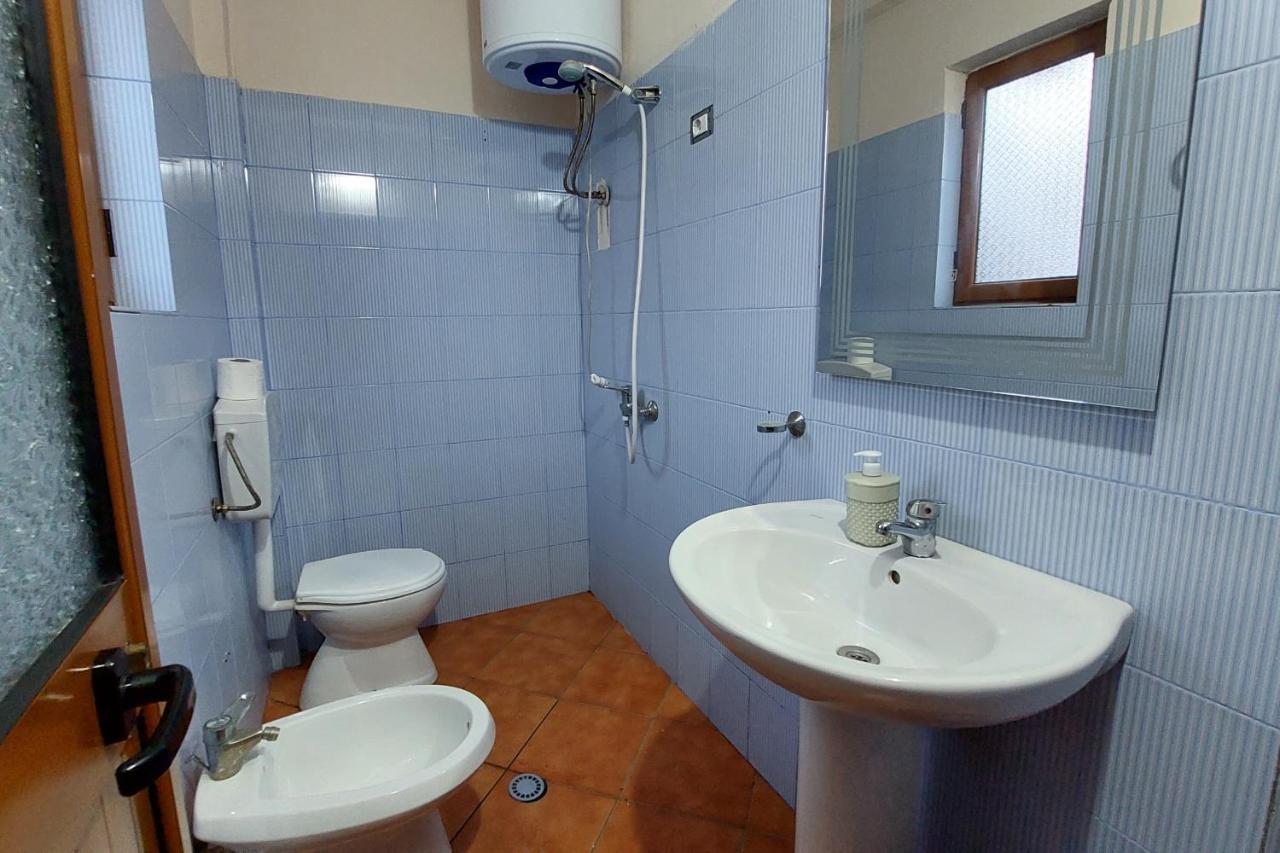 Jon Lägenhet Vlorë Exteriör bild