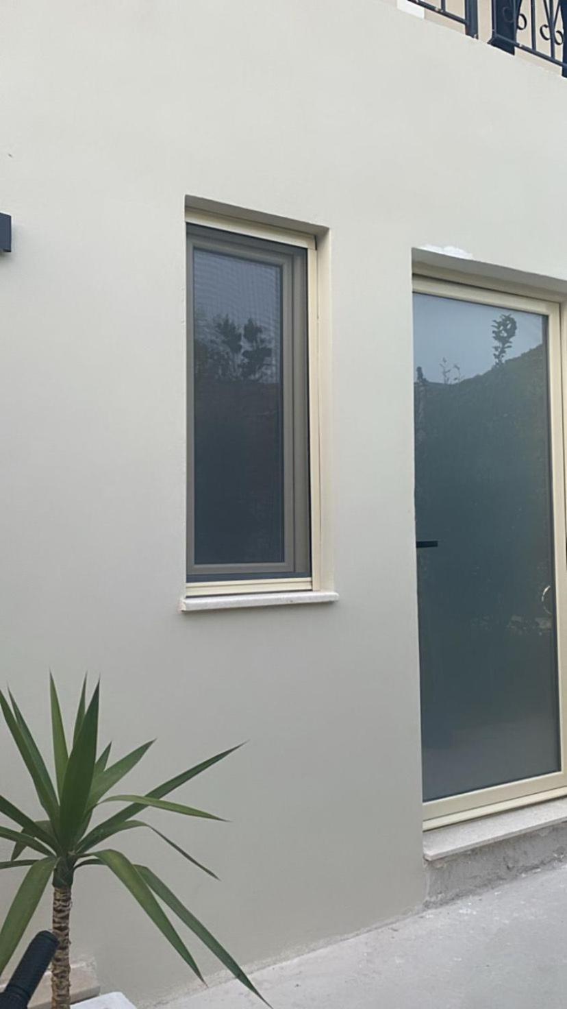 Jon Lägenhet Vlorë Exteriör bild