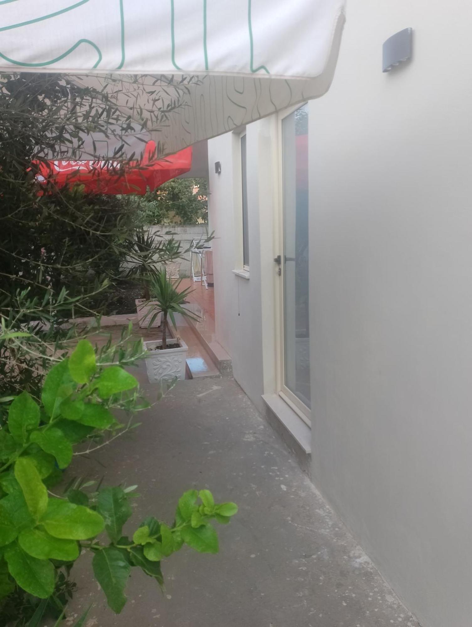 Jon Lägenhet Vlorë Exteriör bild